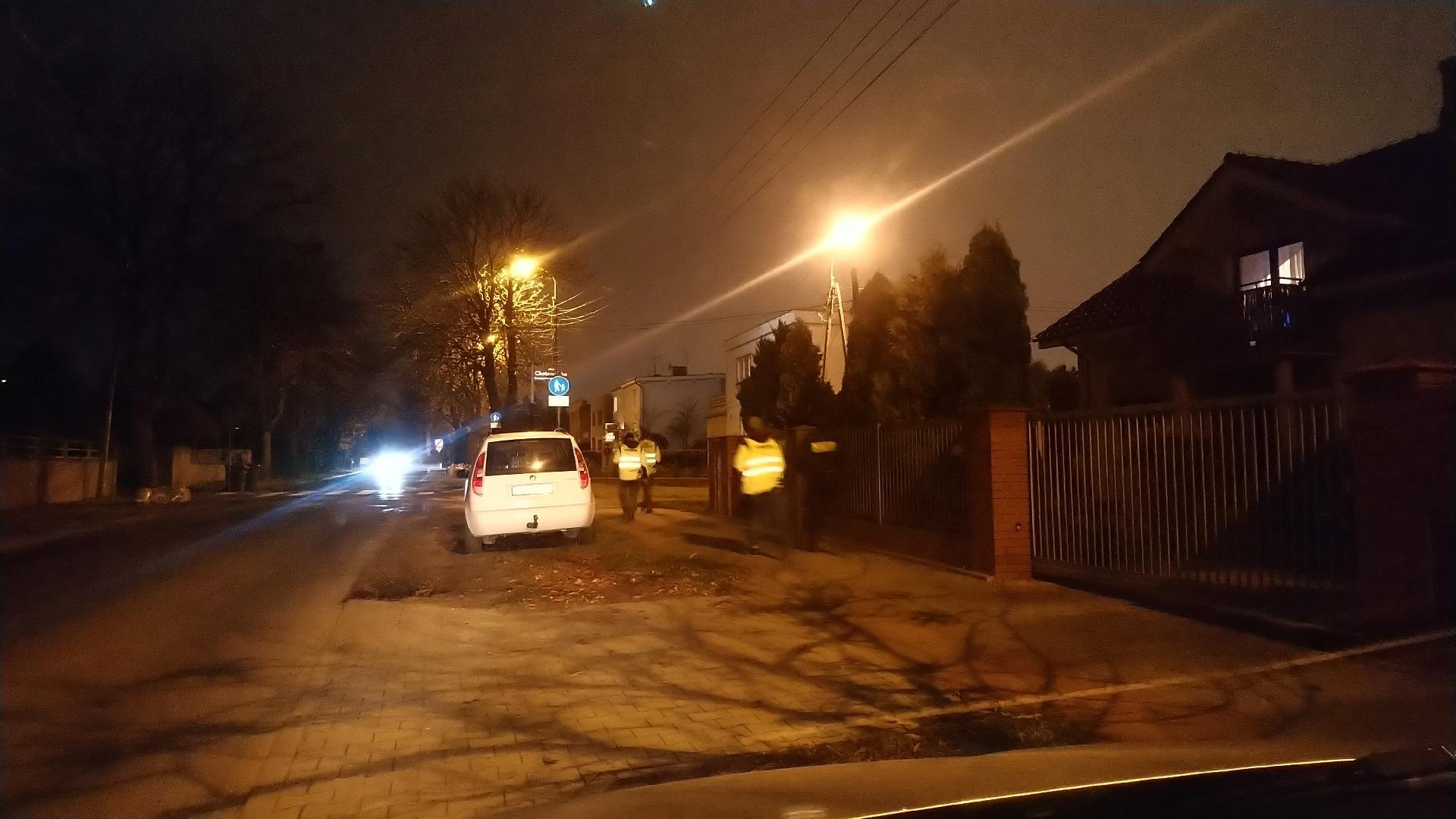 Dron Straży Miejskiej Miasta Poznania w czasie wieczornego lotu, fot. SMMP