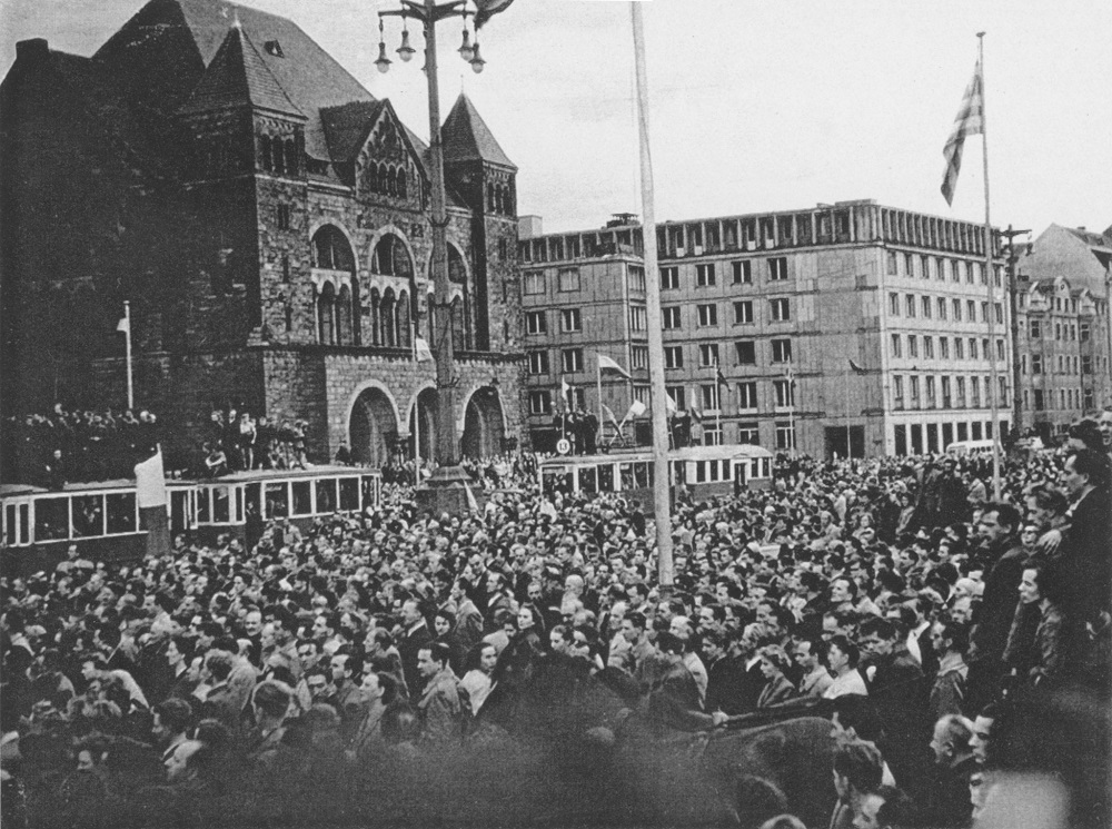 Fot. ze zbiorów Muzeum Powstania Poznańskiego - Czerwiec 1956, oddział WMN - grafika artykułu