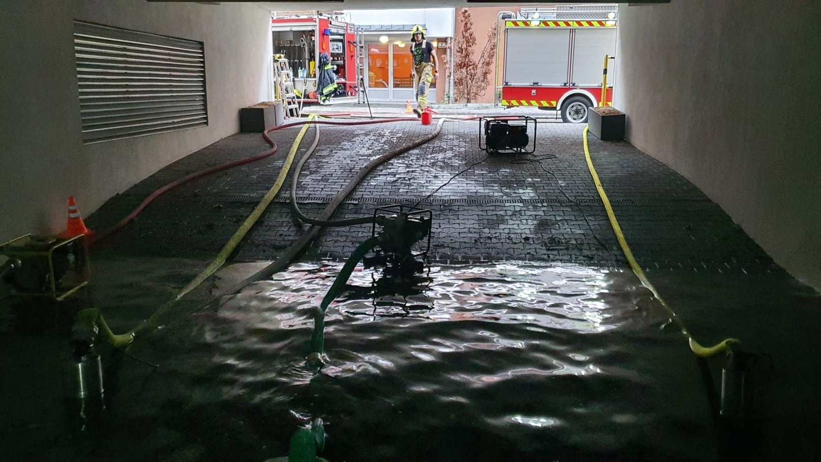 Działania straży pożarnej w czasie nawałnicy z 22 czerwca 2021, Fot. OSP Głuszyna