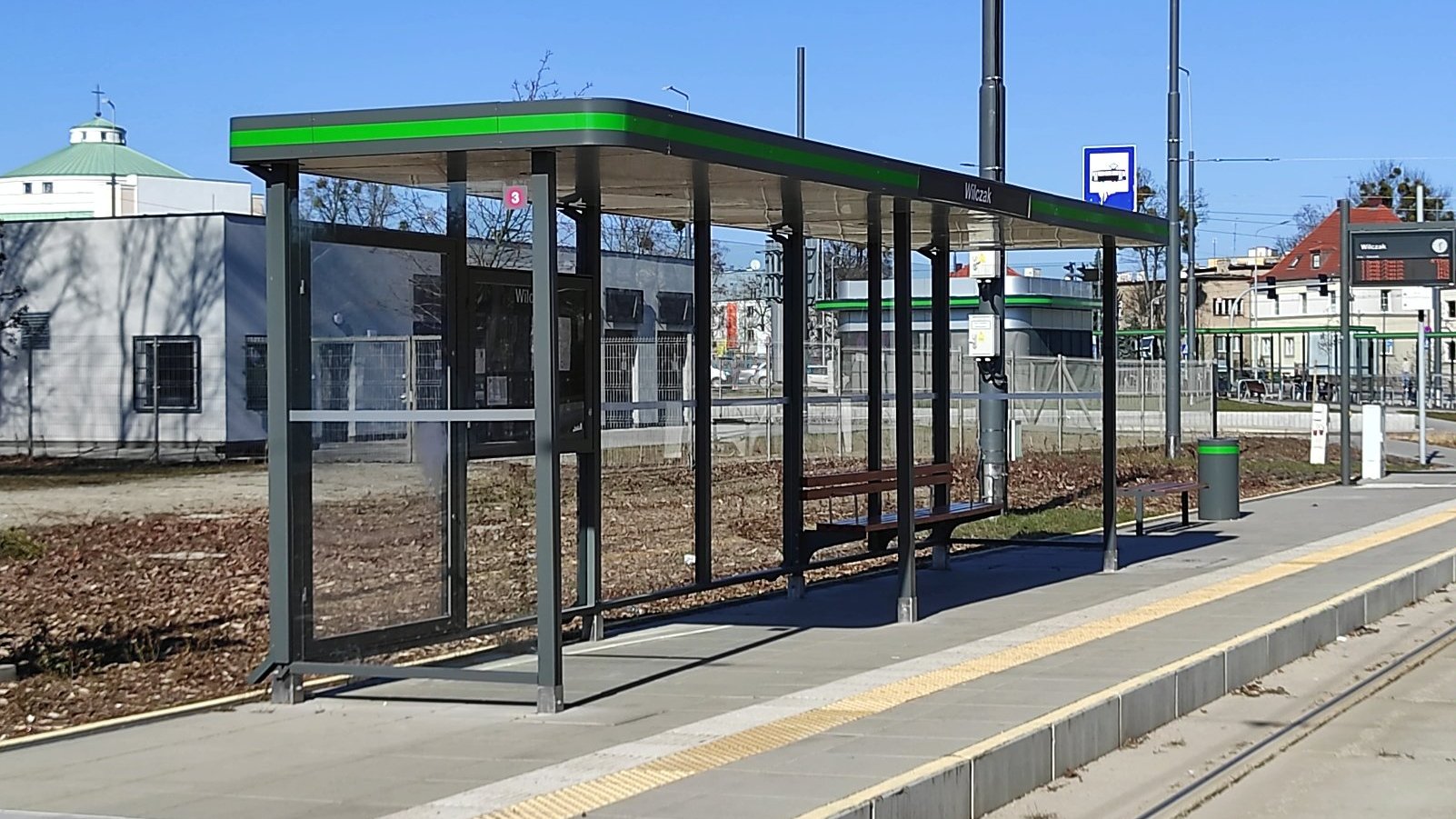 Wiata przystankowa, fot. Grzegorz Dembiński