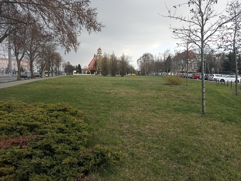 Teren u zbiegu u zbiegu ulic Serafitek i Kórnickiej w sąsiedztwie mostu Rocha będzie nosił imię Obrońców Ukrainy 2022 - grafika artykułu