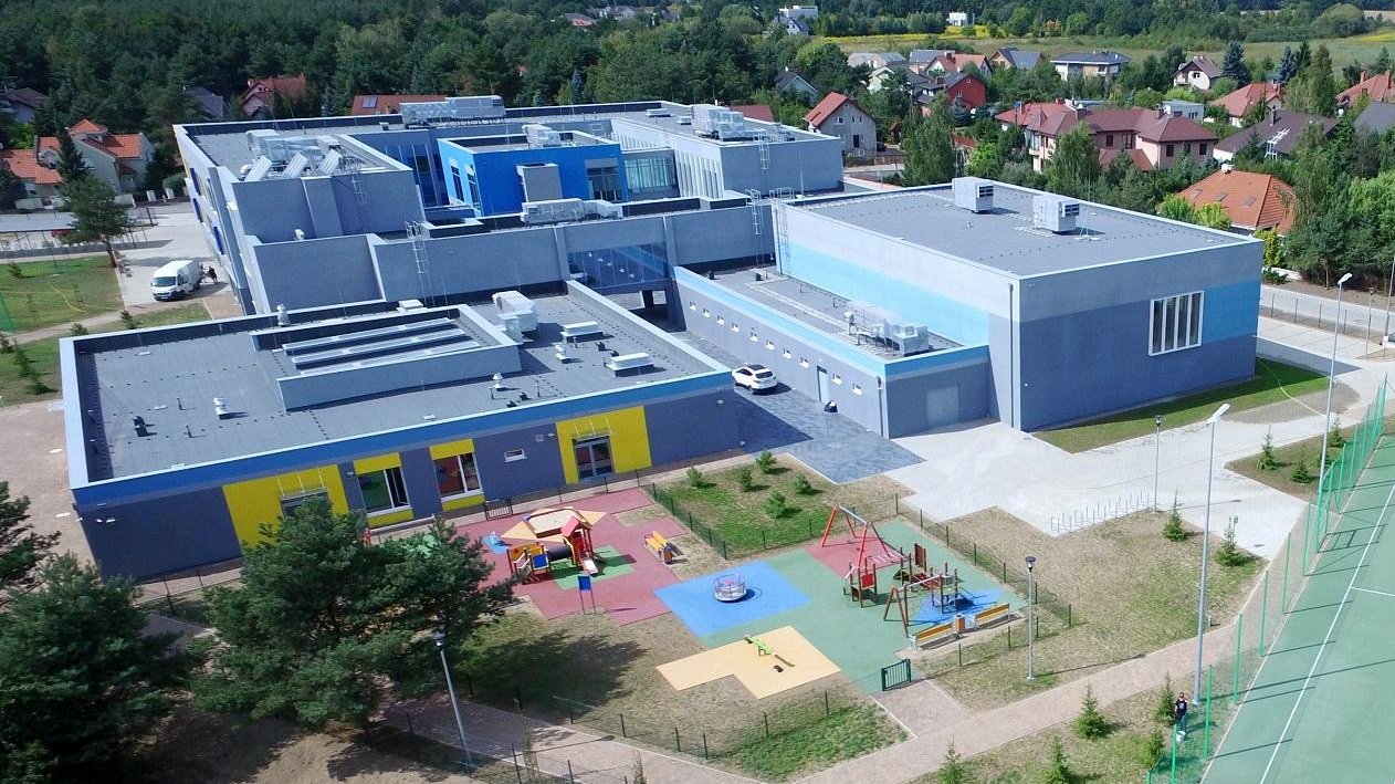 Szkoła na Umultowie, fot. UMP - grafika artykułu