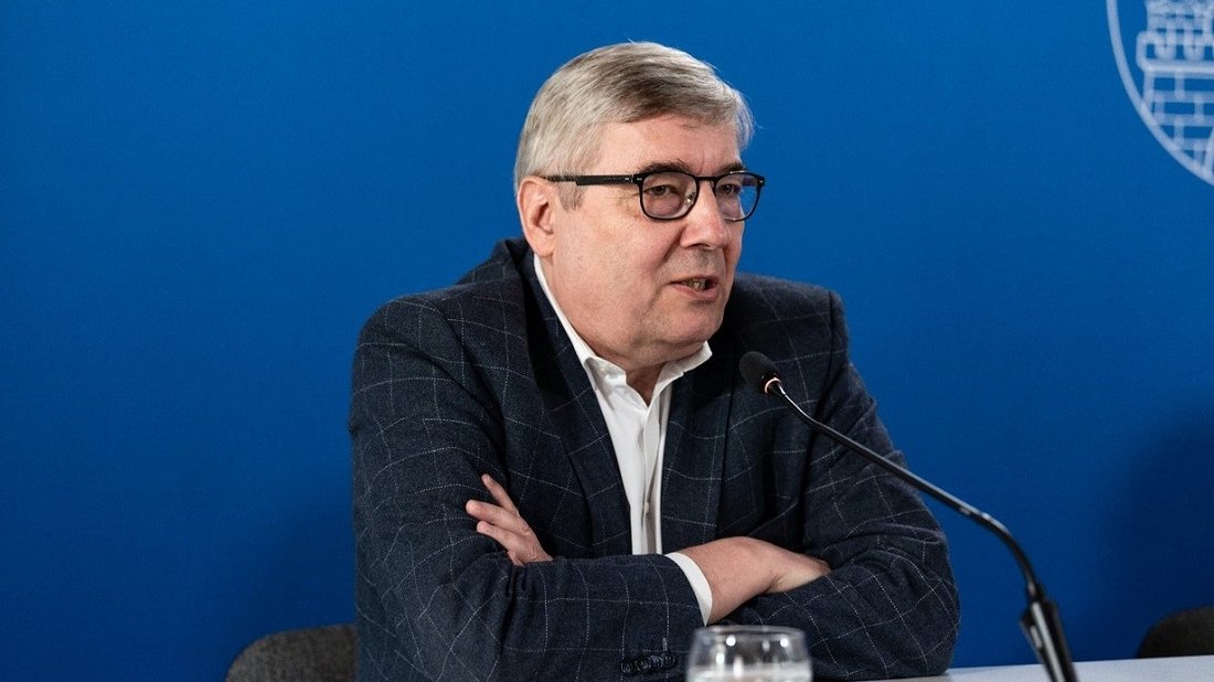 Jednym z pierwszych użytkowników karty jest Grzegorz Ganowicz, przewodniczący Rady Miasta Poznania