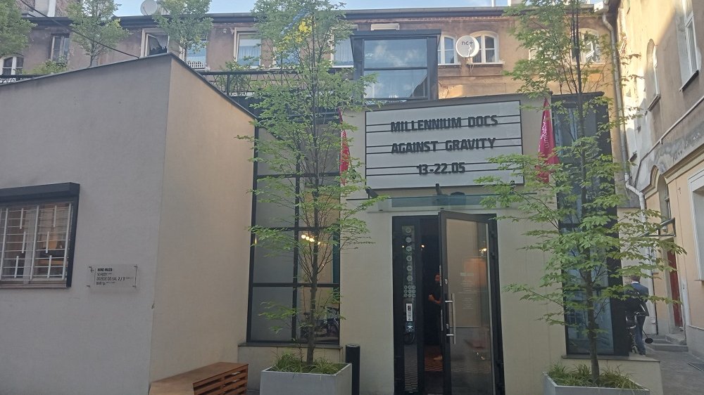 Komisja Kultury i Nauki w kinie Muza (Estrada Poznańska)