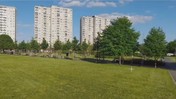 Radny Łukasz Kapustka chce, by powstał tu park