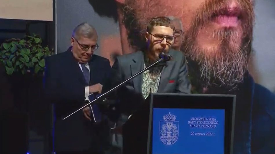 Rafał Zapała jest muzykiem, kompozytorem, artystą dźwięku