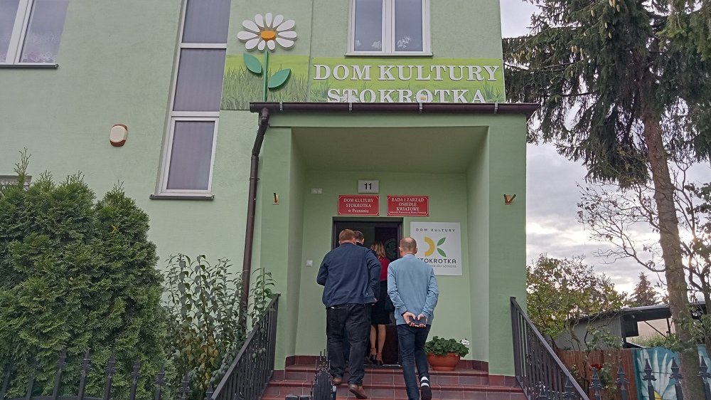 Komisja Kultury i Nauki w Domu Kultury "Stokrotka", fot. biuletyn.poznan.pl