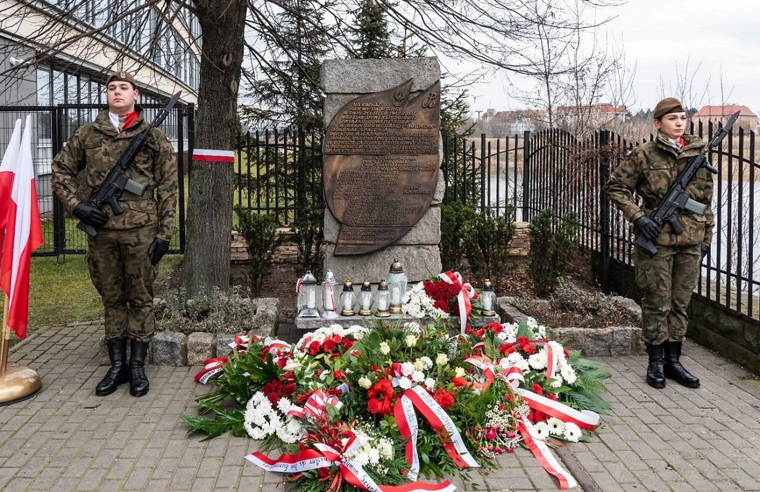 Obelisk upamiętniający Akcję Bollwerk - grafika artykułu