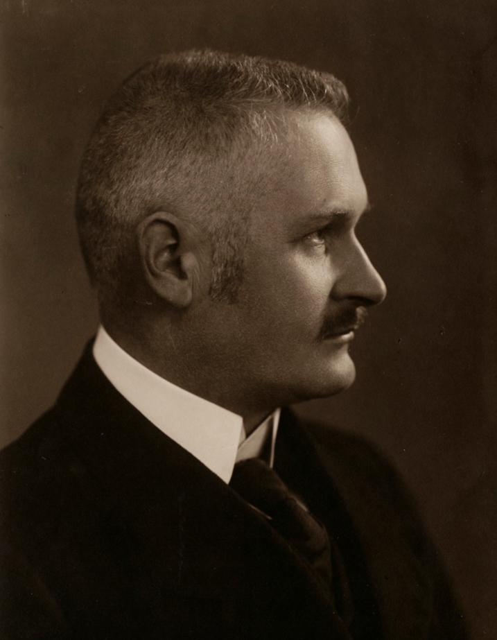 Cyryl Ratajski w 1924 roku, fot. R.S. Ulatowski / cyryl.poznan.pl - grafika artykułu