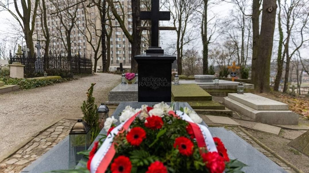Grób rodziny Ratajskich na Cmentarzu Zasłużonych Wielkopolan w Poznaniu, fot. Miasto Poznań