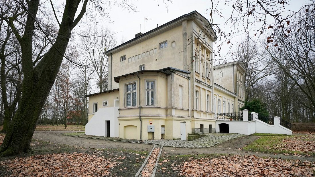 Pałac w Sapowicach - oddział Biblioteki Raczyńskich, fot. Grzegorz Dembiński
