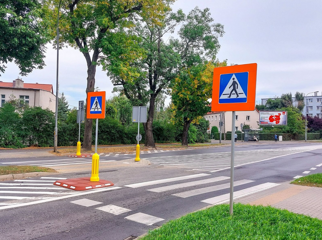 Oznakowane przejście dla pieszych - grafika artykułu