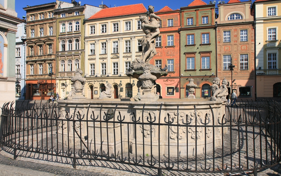 Fontanna przedstawiająca porwanie Prozerpiny przez Plutona - grafika artykułu