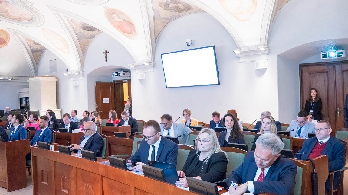 Kontynuacja sesji w Sali Sesyjnej Urzędu Miasta, fot Grzegorz Dembiński