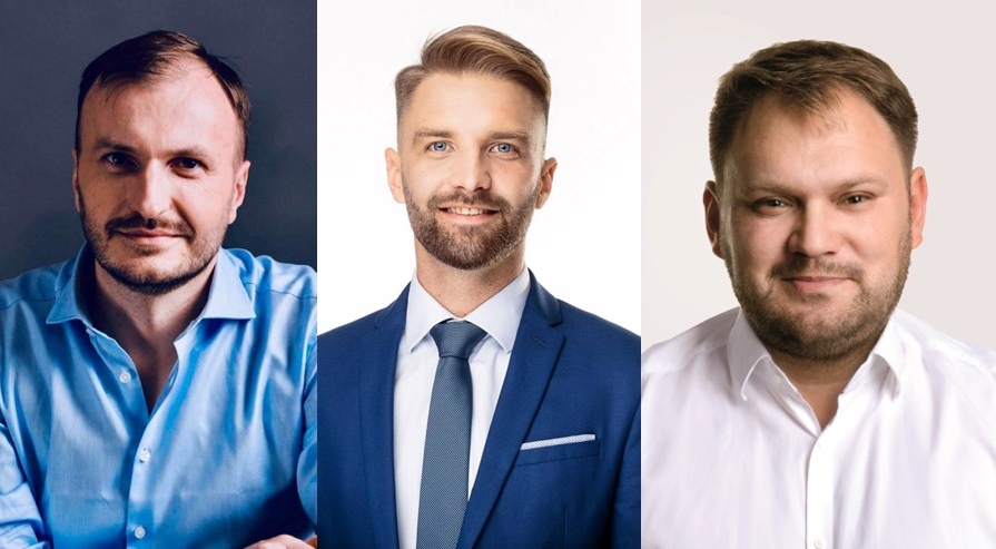 Prezydium Komisji Kultury Fizycznej: w środku przewodniczący Bartłomiej Ignaszewski, z lewej wiceprzewodniczący Przemysław Plewiński, z prawej wiceprzewodniczący Tomasz Stachowiak - grafika artykułu