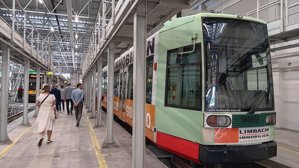 Komisja Transportu w zajezdni MPK na Franowie