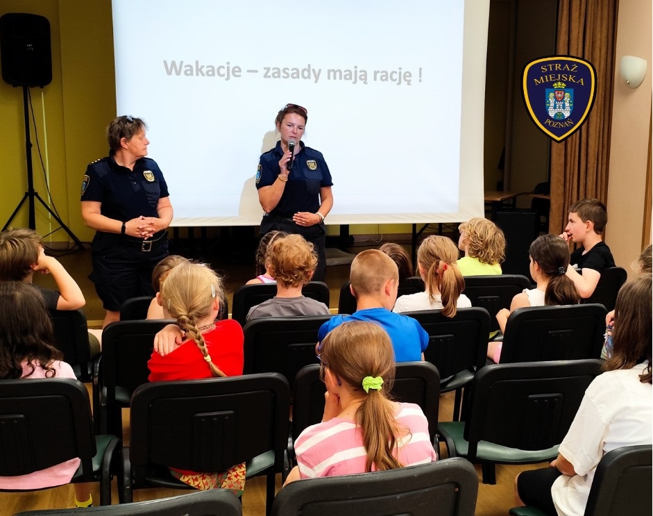 Strażniczki miejskie na spotkaniu z dziećmi - grafika artykułu