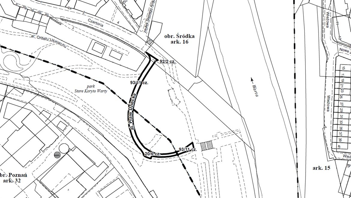 czarno biała mapa geodezyjna z zaznaczonym terenem, o którym więcej w treści artykułu