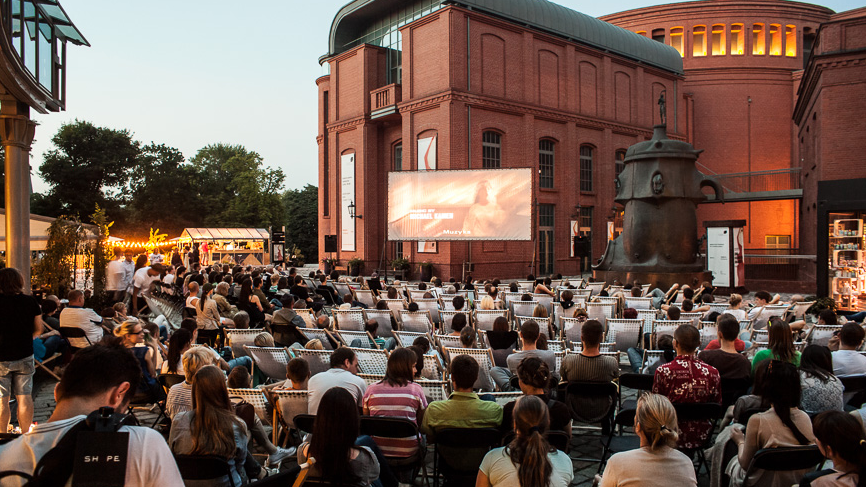 Kino na Dziedzincu Sztuki Starego Browaru, fot. J Wittchen