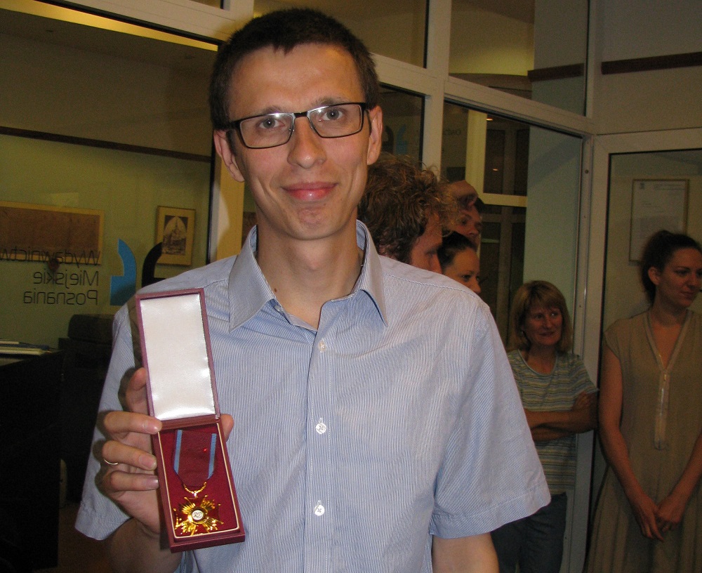 Piotr Grzelczak ze Złotym Krzyżem Zasługi - grafika artykułu