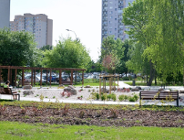 Park Rataje wieczorową porą