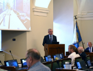 Prezydent z absolutorium