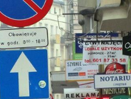 Reklamy i szyldy pod lupą