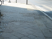 Remont chodnika na al. Niepodległości