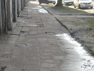 Remont chodnika na ul. Składowej będzie dokończony