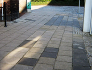 Remontują chodnik na ul. Szyperskiej