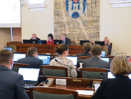 - ZAPOWIEDŹ SESJI - Głosowanie nad absolutorium