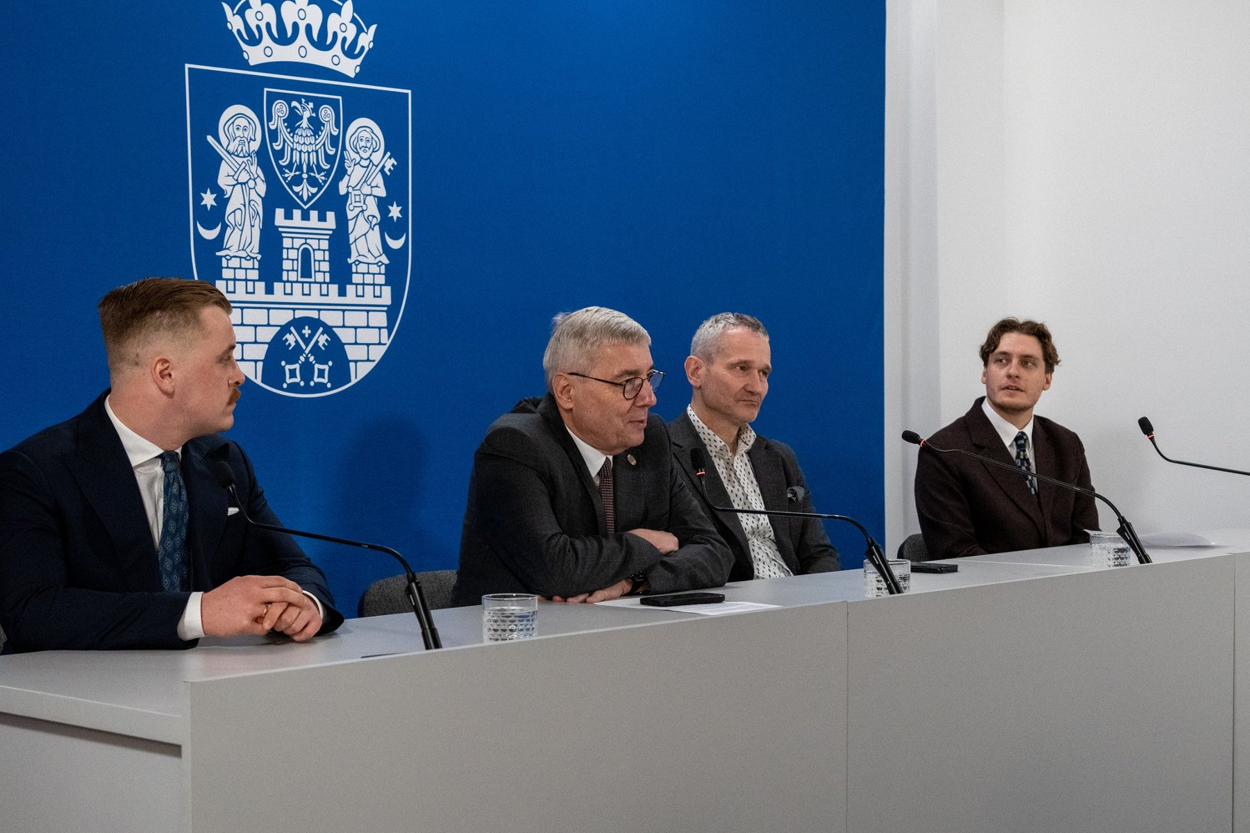 Zdjęcie z konferencji prasowej