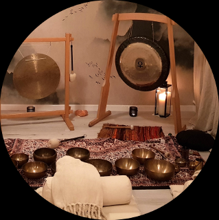Dźwięków Moc! Koncert relaksacyjny mis i gongów w studio Gramis