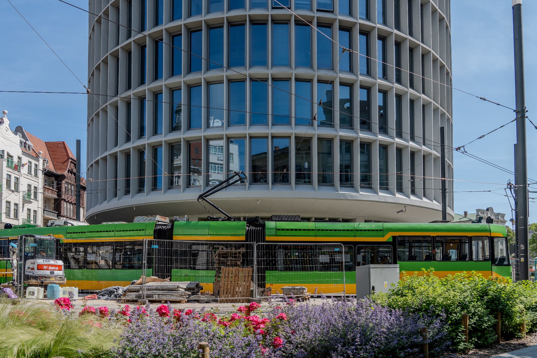 Przeprowadzono testy nowo wybudowanego łuku tramwajowego przy Okrąglaku Galeria zdjęć z testowych przejazdów tramwajów po nowym łuku przy Okrąglaku