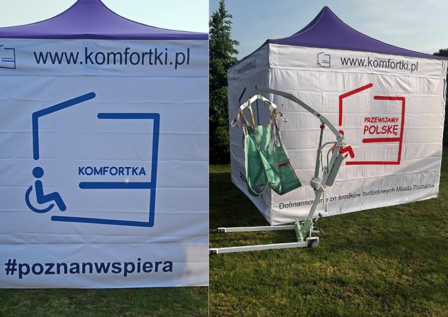 Komfortka plenerowa w Poznaniu widac namiot dla komfortki i podnośnik napis poznan wspiera