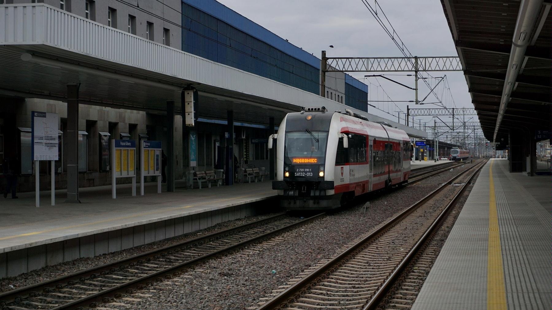 Chaosu można by w znacznej mierze uniknąć, gdyby PKP odpowiednio wcześnie poinformowała o problemie Miasto Poznań