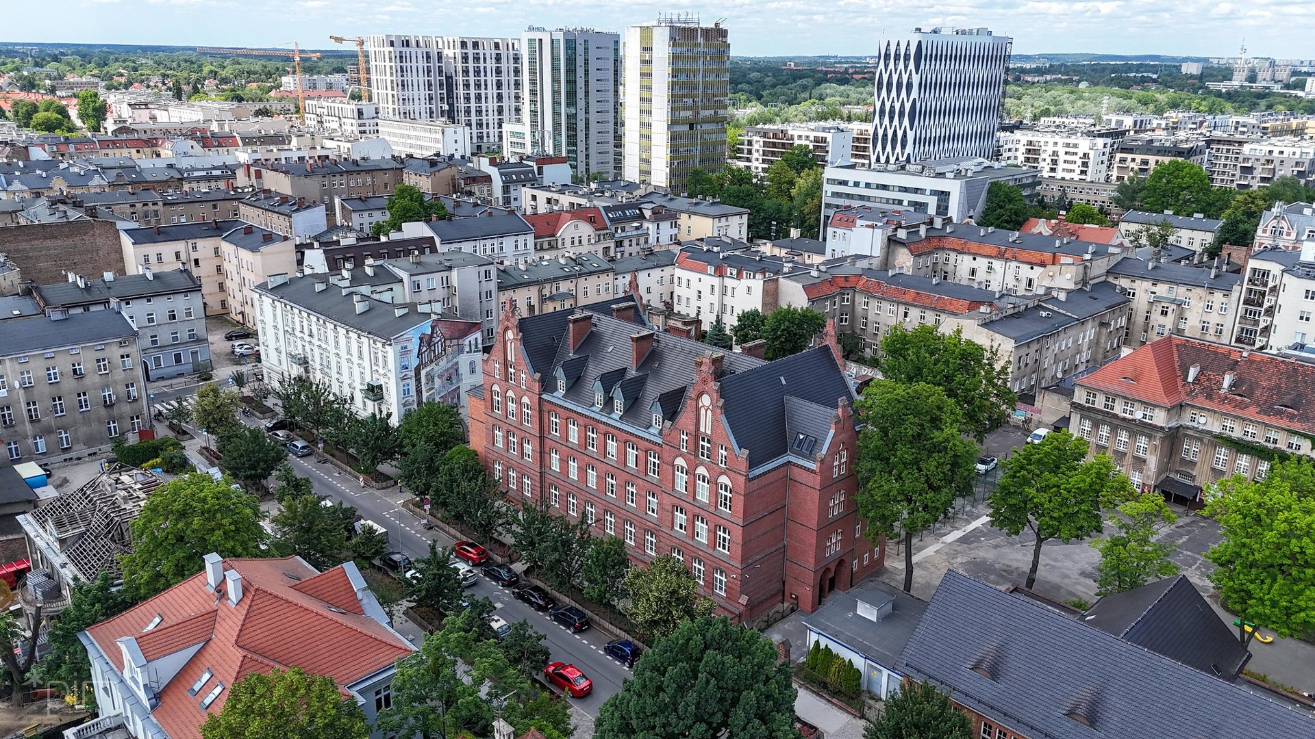 Zakończyła się modernizacja budynku CUWJO przy ul. Słowackiego fot. PIM Galeria zdjęć odnowionego budynku przy ul. Słowackiego