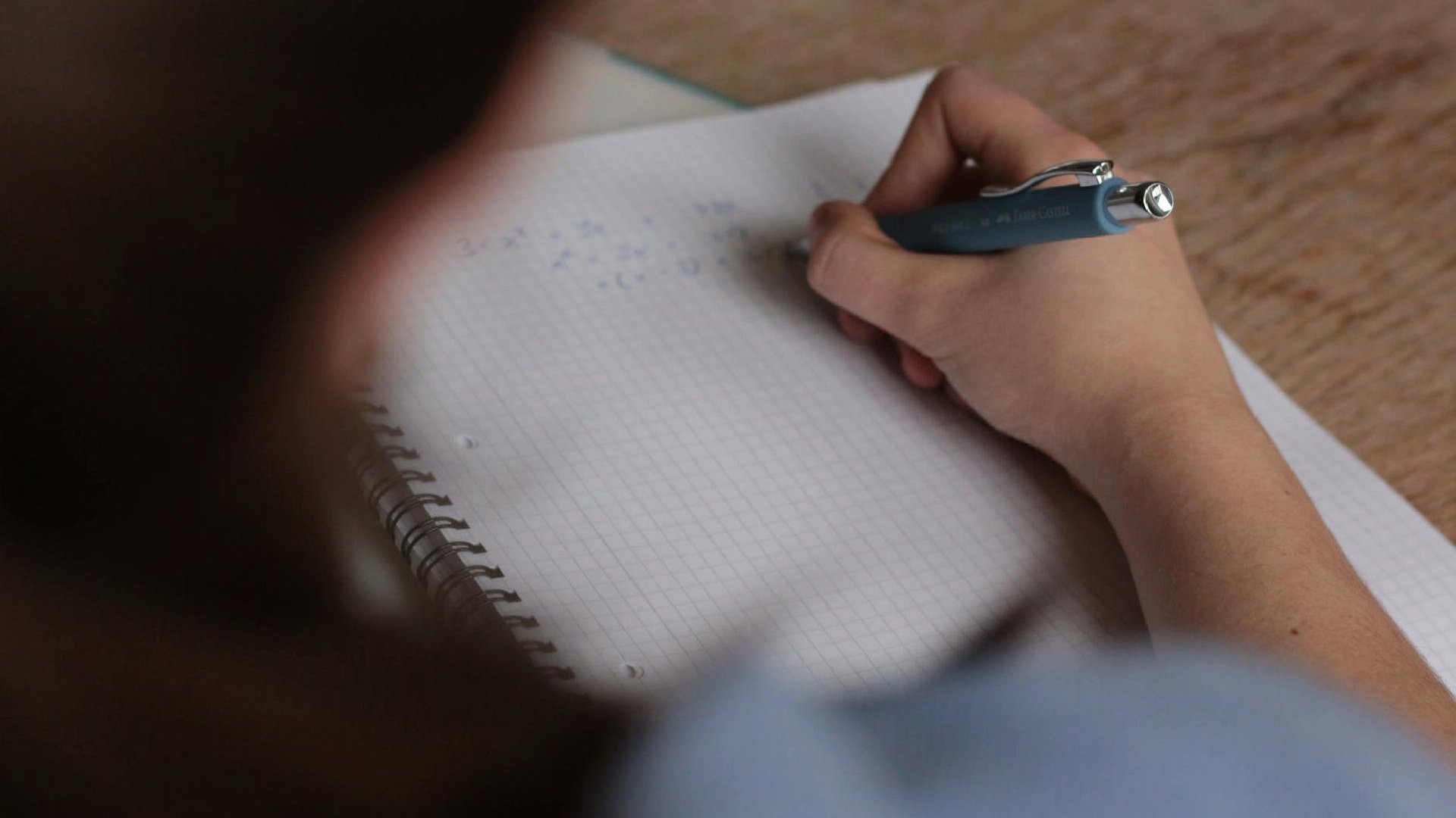 Mimo protestu, w szkołach na terenie Poznania egzaminy gimnazjalne odbyły się zgodnie z planem. Jak na razie, zagrożony nie jest także poniedziałkowy sprawdzian ósmoklasisty