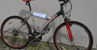 Nr 3: rower marki Urata, typu MTB, rozmiar kół 26". Cena wywoławcza: 200 zł.