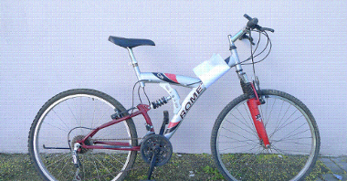 Nr 17: rower marki Romet C26. Cena wywoławcza: 100 zł.