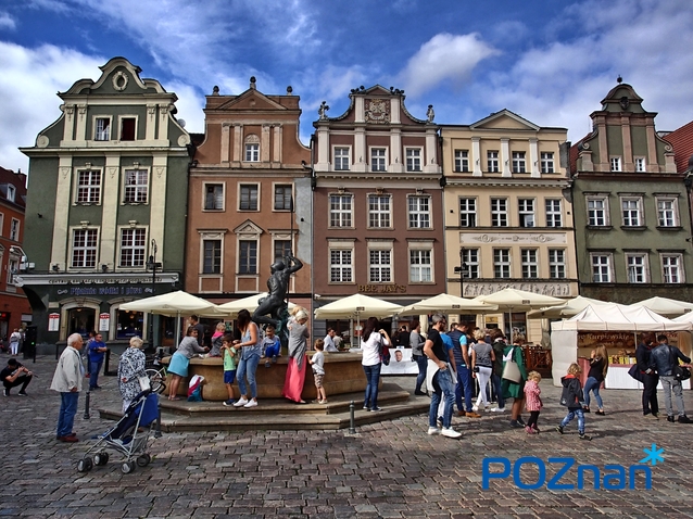 Stary Rynek w Poznaniu, źródło: www.fotoportal.poznan.pl - grafika artykułu