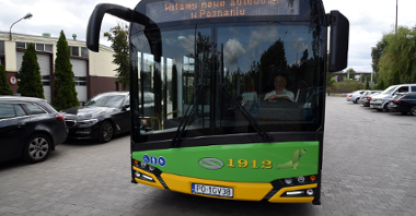 Na ulice Poznania wyjechał pierwszy z zakupionych autobusów