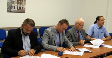 Podpisano umowę na wykonanie koncepcji funkcjonalno-przestrzennej budowy przedłużenia trasy tramwajowej z pętli Dębiec na Klin Dębiecki