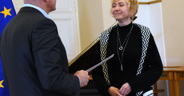 Członkowie i członkinie Zespołu ds. Polityki Równości i Różnorodności otrzymali nominację z rąk prezydenta Jacka Jaśkowiaka