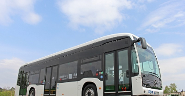 Przez tydzień na liniach 163 i 190 będzie testowo jeździł elektryczny autobus eCitaro fot. MPK/Katarzyna Lesińska