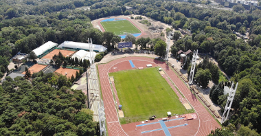 Zdjęcia przedstawia nowy stadion na Golęcinie widziany z góry