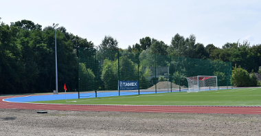 Zdjęcie przedstawia nowy stadion na Golęcinie