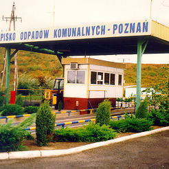SKŁADOWANIE ODPADÓW KOMUNALNYCH NA WYSYPISKU MIEJSKIM