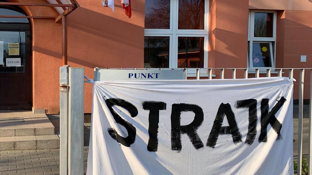 W szkołach i przedszkolach nadal trwa akcja strajkowa
