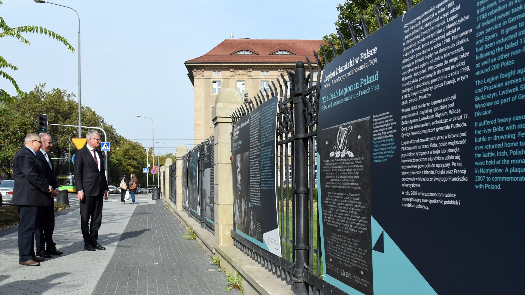Wystawę oglądać można w al. Niepodległości